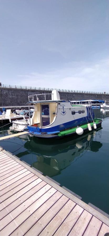House Boat Hotel Torre del Greco Eksteriør billede