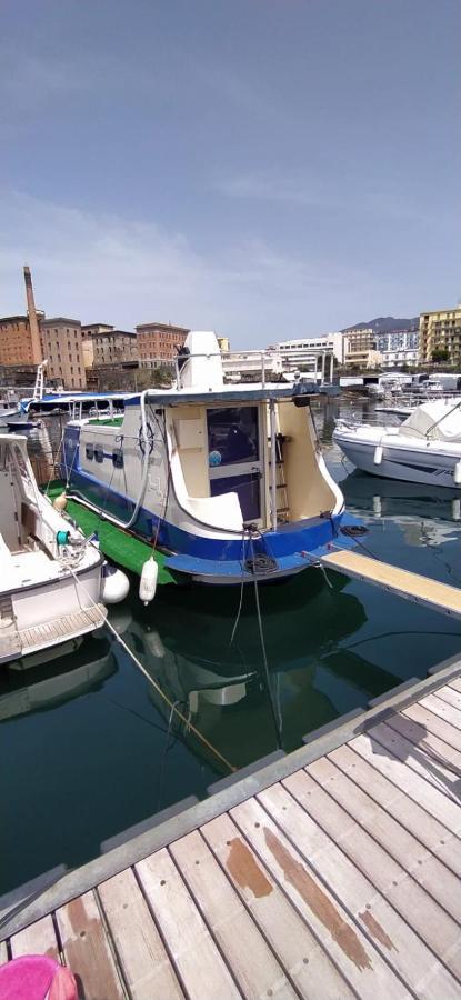 House Boat Hotel Torre del Greco Eksteriør billede